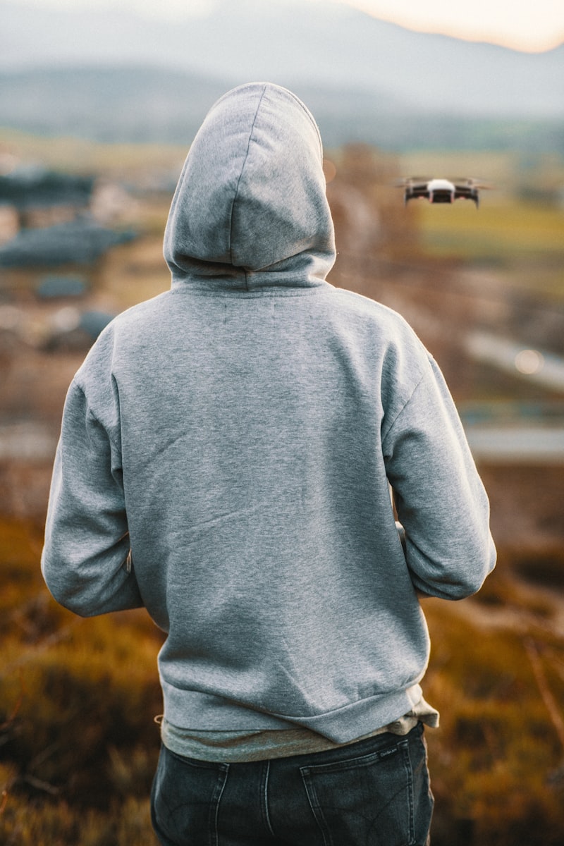 Underleau signature hoodie